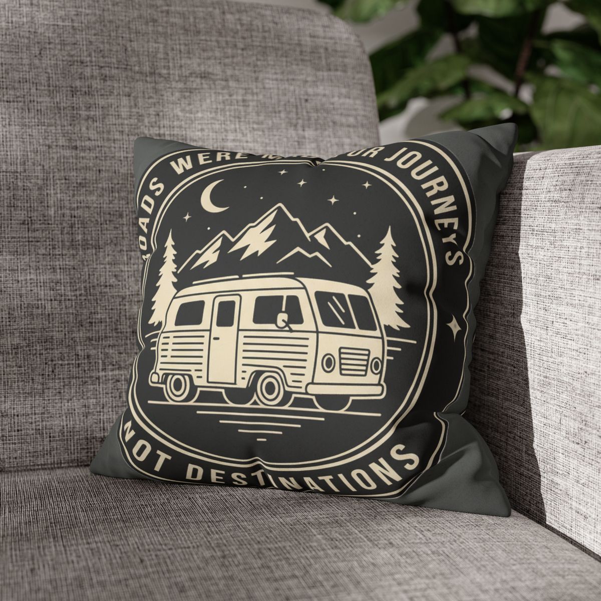 Comforter - 'Do What You Love, Keep On Rolling' Vintage Camper Comforter