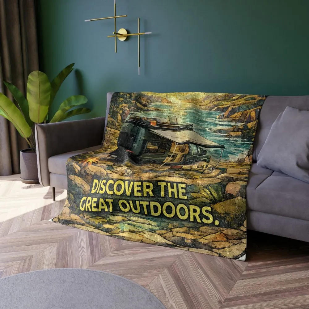Crushed Velvet Blanket —"Discover The Great Outdoors" Design Cubic-Line (Campervan)