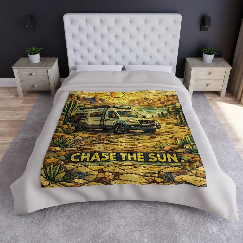Crushed Velvet Blanket —"Chase The Sun And Follow The Wind" Design Cubic-Line(Campervan)