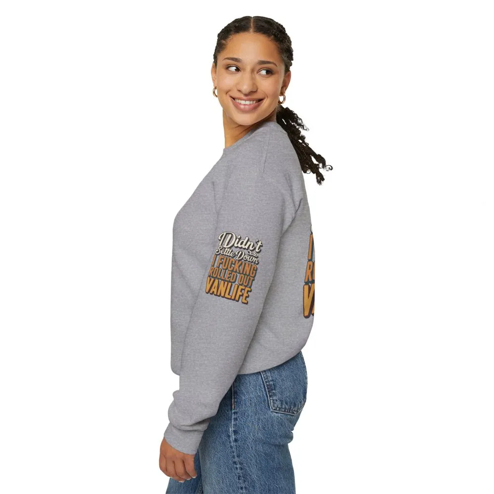 Unisex Heavy Blend™ Crewneck Sweatshirt — "Dind´t Settle Down" Design F**K-Line